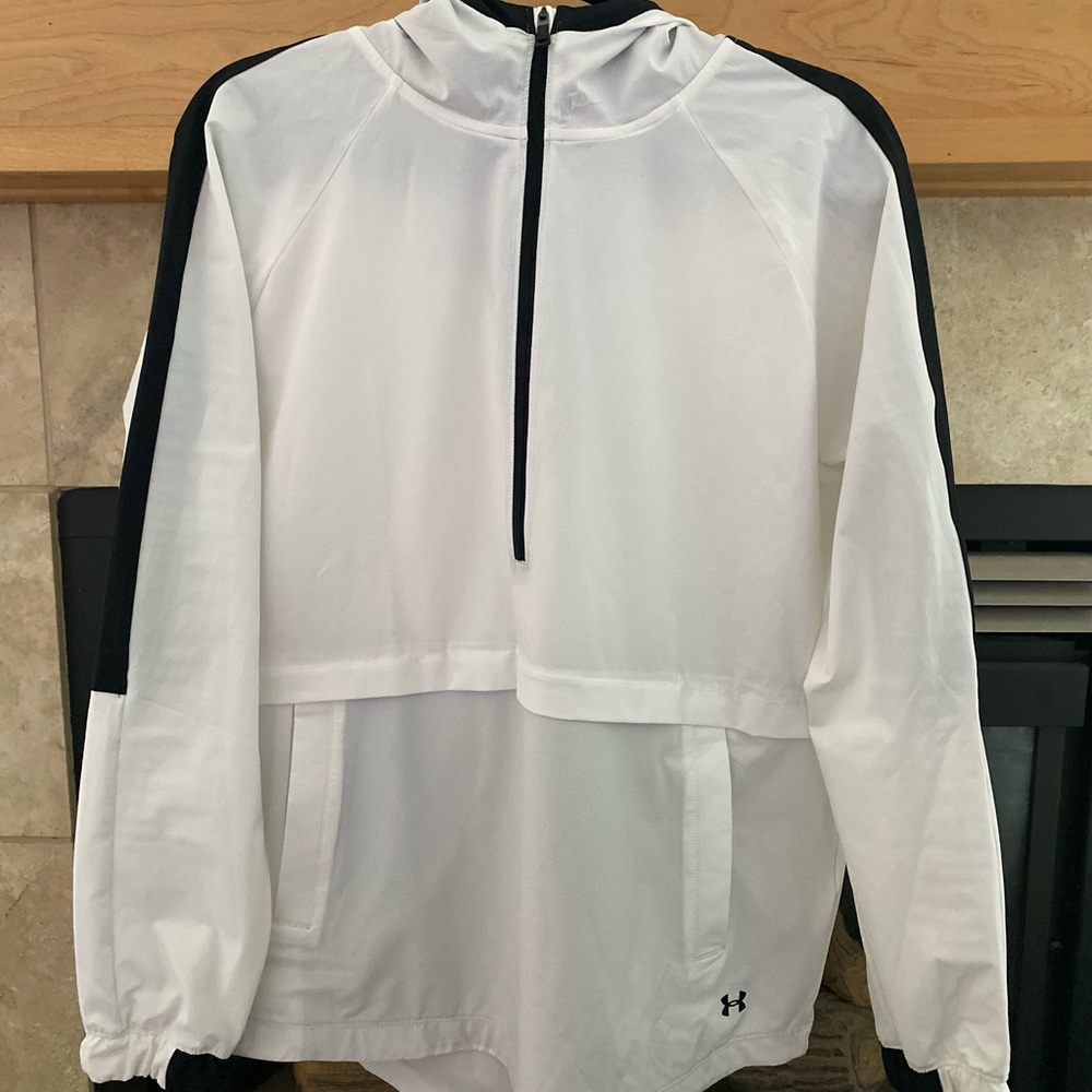 Under Armour Windbreaker